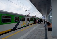 Widok na peron 4 i stojący pociąg Stacja Warszawa Zachodnia 06.11.2023r. Autor Błażej Mstowski, PKP PLK S.A (4)