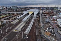 Widok z góry na trzy nowe perony Warszawy Zachodniej. Nowe zadaszenie, fot. Artur Lewandowski