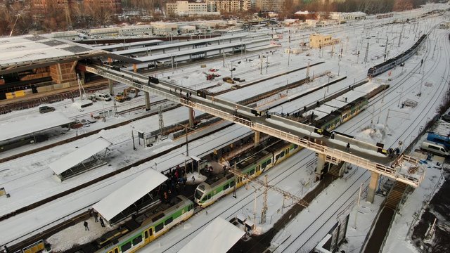Zdjęcie z góry na perony stacji Warszawa Zachodnia_fot. Artur Lewandowski