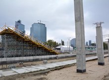 Budowa Warszawy Głównej - betonowe filary