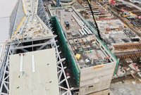 Widok z góry na budynek LCS Warszawa Zachodnia. Fragment dużego zadaszenia, fot. Artur Lewandowski