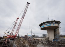 Dźwigi, grzybek na stacji Warszawa Zachodnia, autor Łukasz Hachuła, 24.03.2021 r.