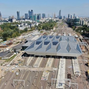 Widok z lotu ptaka na stację Warszawa Zachodnia, widać nowe perony, zadaszenie stacji, fot. A.Lewandowski, P.Mieszkowski